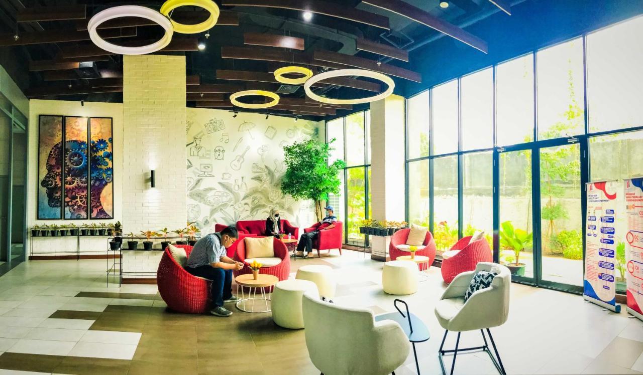 Cordova Suites Semarang Eksteriør billede