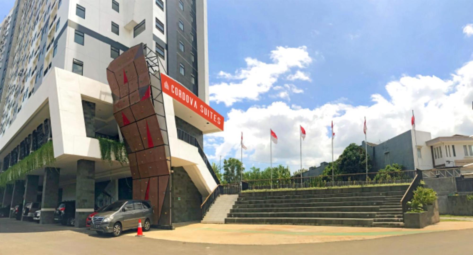 Cordova Suites Semarang Eksteriør billede