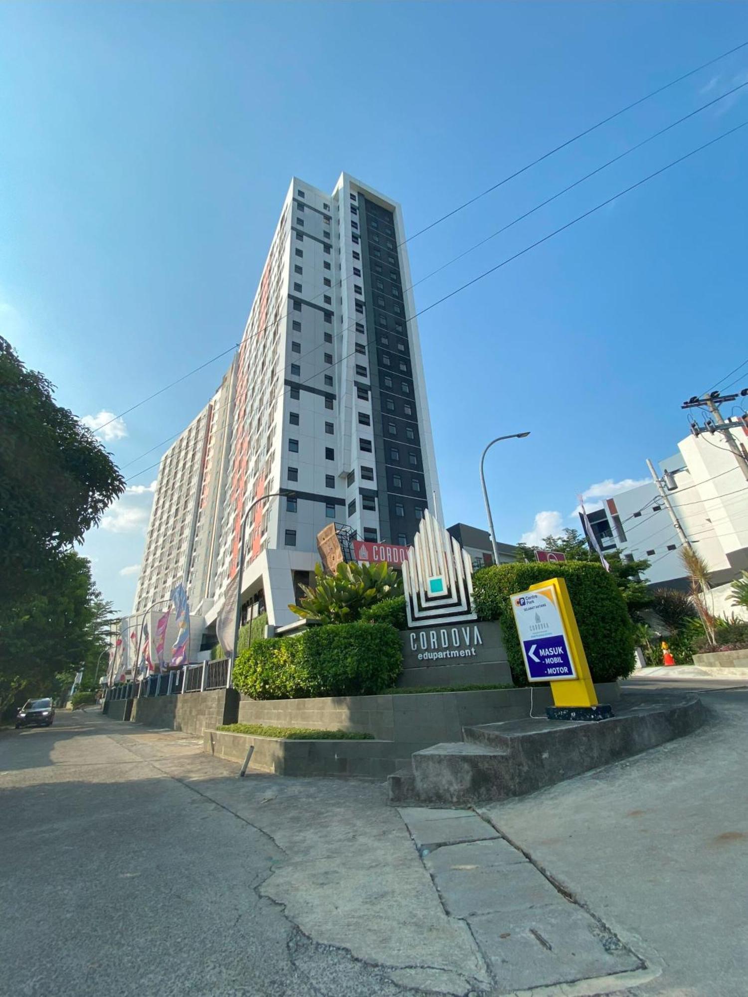 Cordova Suites Semarang Eksteriør billede